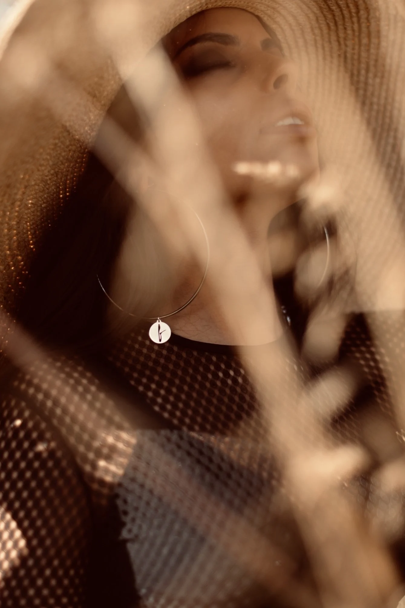 Σκουλαρίκια F Rings