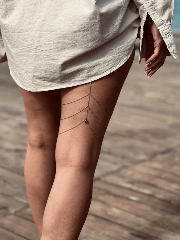 Κόσμημα για μηρό Fishbone